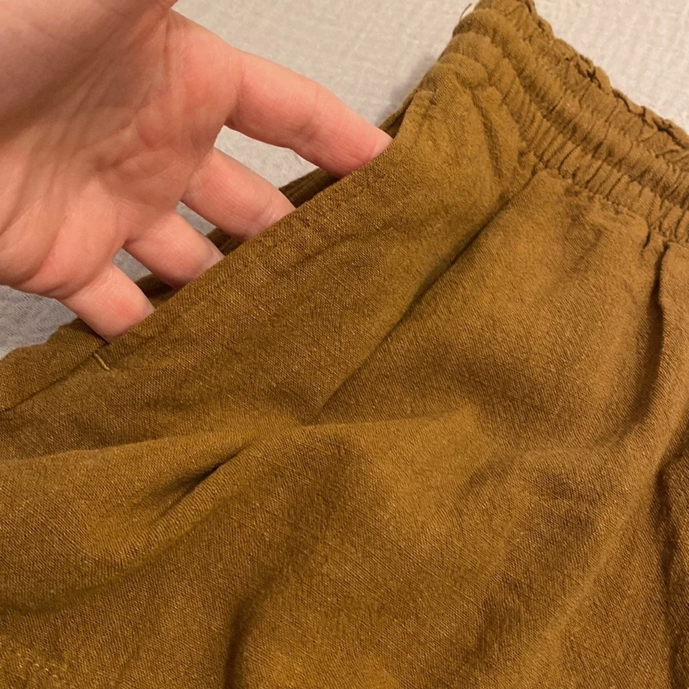 Zara High Waist Brown Shorts. Size XS